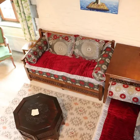 La Maison Des Druides *